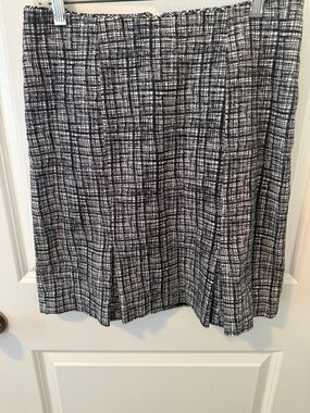 White House Black Market Black and White Textured A-Line Skirt